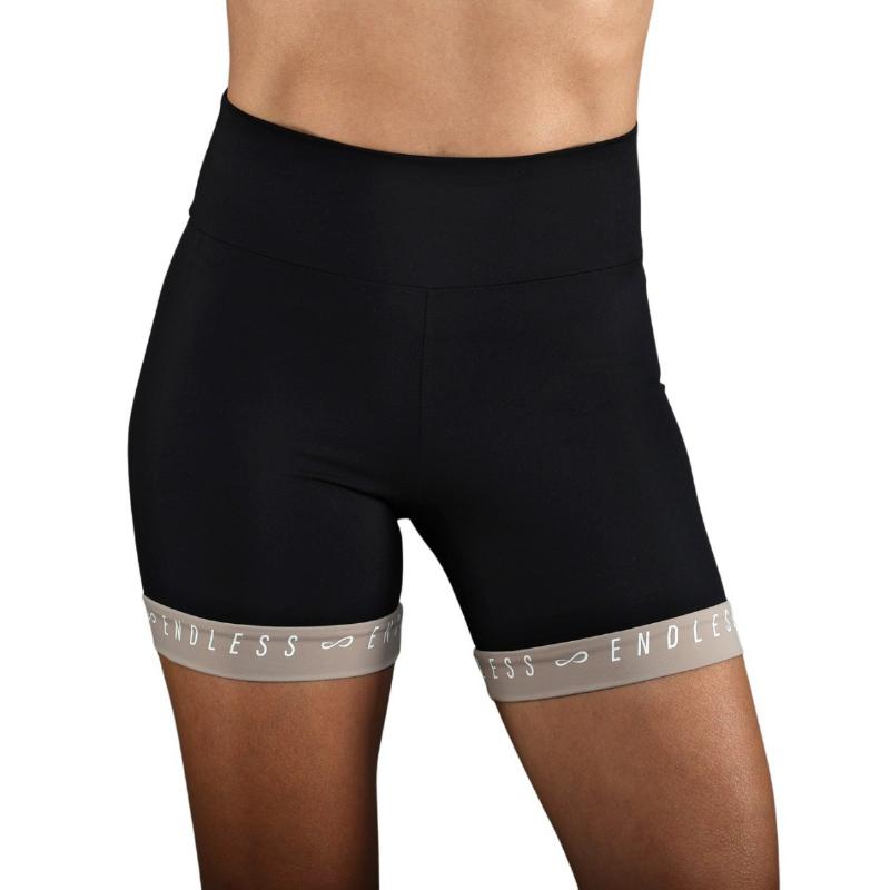 Short Endless Chill II Negro Delave Mujer
